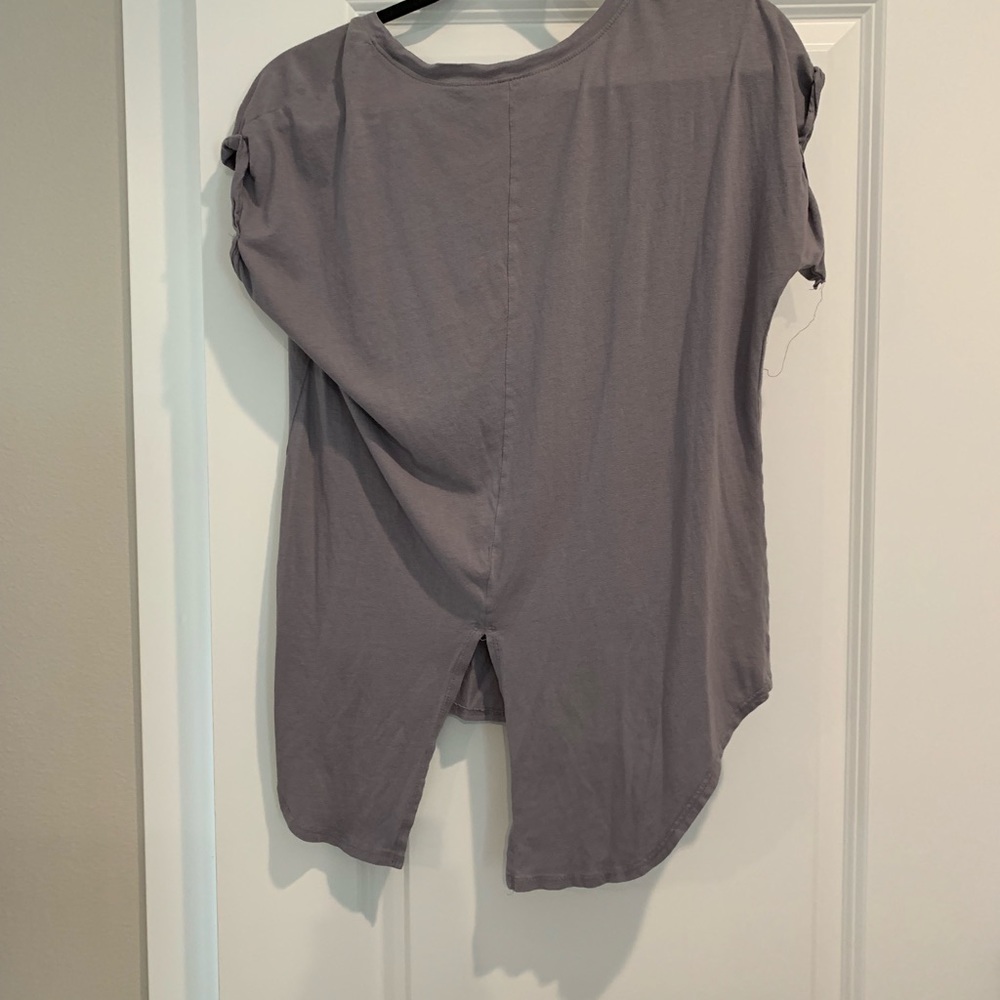 Shirt - Picture 3 of 4